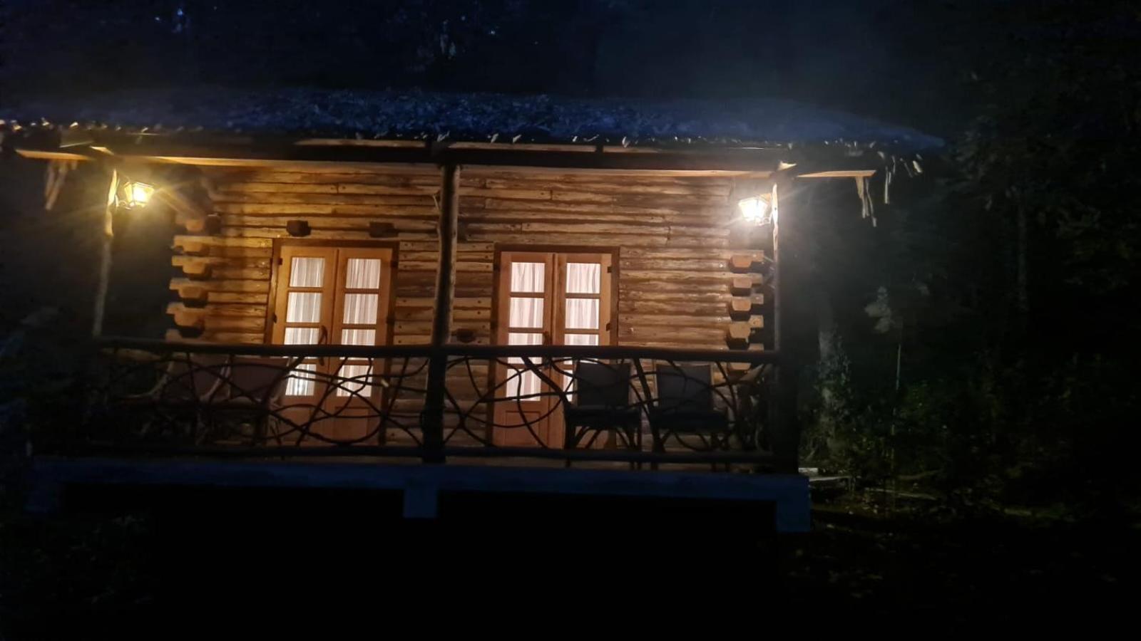 Aya Natural Udumbanshola ภายนอก รูปภาพ
