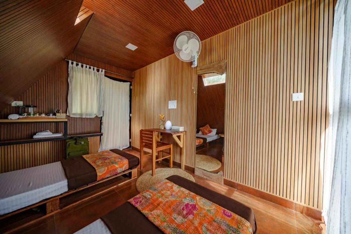 Aya Natural Udumbanshola ภายนอก รูปภาพ